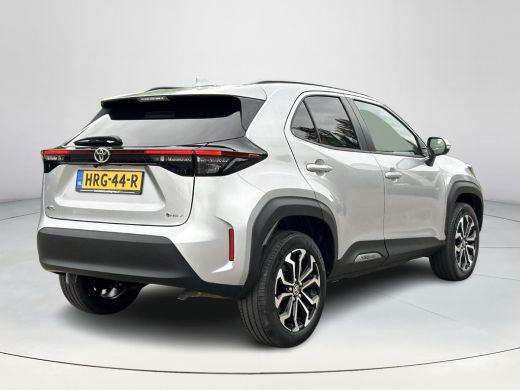 Toyota Yaris Cross 1.5 Hybrid 115 First Edition | Apple CarPlay | Navigatie | Stoel / Stuur verwarming | Rijklaarpri... ActivLease financial lease