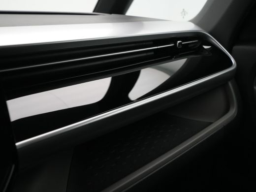 Volkswagen ID. Buzz Pro 77kWh Navigatie 19" lm velgen Privacyglas Winterpakket ActivLease financial lease