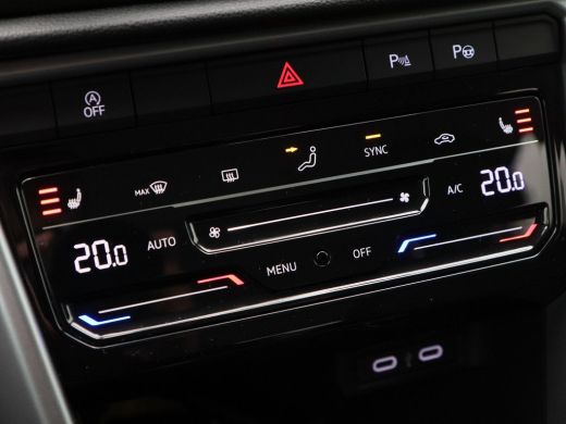 Volkswagen T-Roc 1.5 TSi 150 Pk Automaat Life Edition | Adaptive Cruise | Full LED | Stoel Verwarming | Privacy Gl... ActivLease financial lease