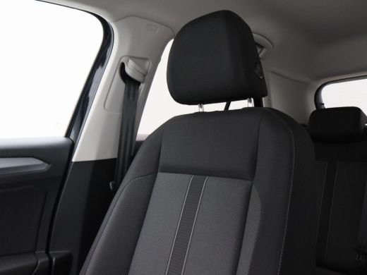 Volkswagen T-Roc 1.5 TSi 150 Pk Automaat Life Edition | Adaptive Cruise | Full LED | Stoel Verwarming | Privacy Gl... ActivLease financial lease
