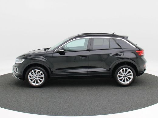 Volkswagen T-Roc 1.5 TSi 150 Pk Automaat Life Edition | Adaptive Cruise | Full LED | Stoel Verwarming | Privacy Gl... ActivLease financial lease