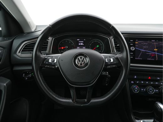 Volkswagen T-Roc 1.5 TSI Sport-Plus-Pack Aut. *ADAPTIVE-CRUISE | FULL-LED | NAVI-FULLMAP | HEATED-COMFORTSEATS | D... ActivLease financial lease