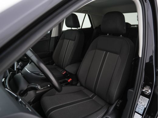 Volkswagen T-Roc 1.5 TSI Sport-Plus-Pack Aut. *ADAPTIVE-CRUISE | FULL-LED | NAVI-FULLMAP | HEATED-COMFORTSEATS | D... ActivLease financial lease