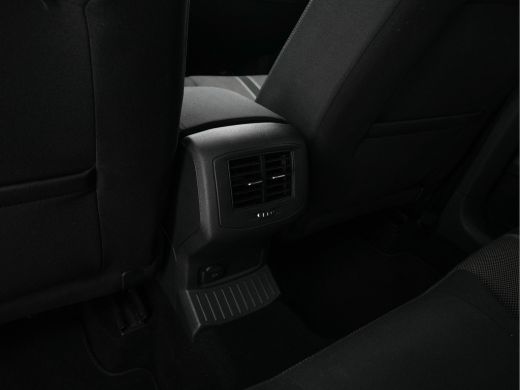 Volkswagen T-Roc 1.5 TSI Sport-Plus-Pack Aut. *ADAPTIVE-CRUISE | FULL-LED | NAVI-FULLMAP | HEATED-COMFORTSEATS | D... ActivLease financial lease