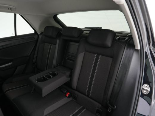 Volkswagen T-Roc 1.5 TSI Sport-Plus-Pack Aut. *ADAPTIVE-CRUISE | FULL-LED | NAVI-FULLMAP | HEATED-COMFORTSEATS | D... ActivLease financial lease