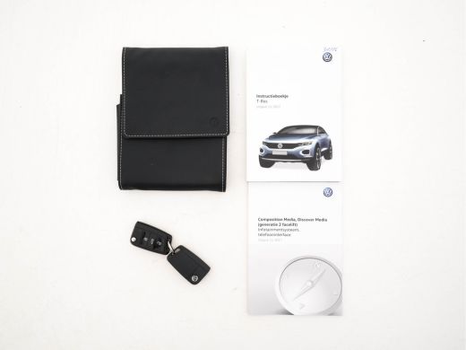 Volkswagen T-Roc 1.5 TSI Sport-Plus-Pack Aut. *ADAPTIVE-CRUISE | FULL-LED | NAVI-FULLMAP | HEATED-COMFORTSEATS | D... ActivLease financial lease