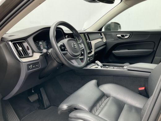 Volvo  XC60 2.0 T6 PHEV AWD Inscription Pano Harman/Kardon Elek.Trekhaak Leder VOL! ActivLease financial lease
