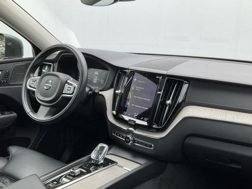 Volvo  XC60 2.0 T6 PHEV AWD Inscription Pano Harman/Kardon Elek.Trekhaak Leder VOL! ActivLease financial lease
