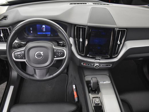 Volvo  XC60 2.0 T6 Plug-in hybrid AWD Plus Bright 350pk Trekhaak | Panorama dak | Leder bekleding | Dodehoekd... ActivLease financial lease