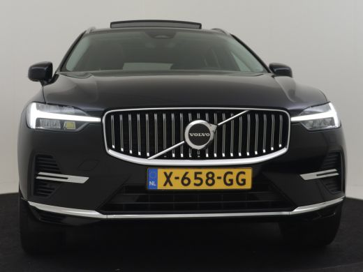 Volvo  XC60 2.0 T6 Plug-in hybrid AWD Plus Bright 350pk Trekhaak | Panorama dak | Leder bekleding | Dodehoekd... ActivLease financial lease