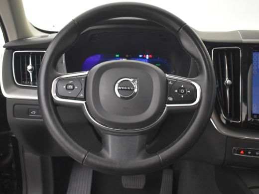 Volvo  XC60 2.0 T6 Plug-in hybrid AWD Plus Bright 350pk Trekhaak | Panorama dak | Leder bekleding | Dodehoekd... ActivLease financial lease