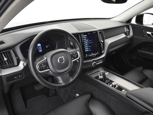 Volvo  XC60 2.0 T6 Plug-in hybrid AWD Plus Bright 350pk Trekhaak | Panorama dak | Leder bekleding | Dodehoekd... ActivLease financial lease