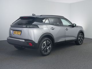 Peugeot 2008 1.2 PureTech 100 Allure | Achterbank in delen neerklapbaar | Achteruitrijcamera | Airco (automati...