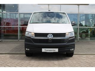 Volkswagen Transporter Comfortline | 2.0 TDI 110 pk | L2 | Trekhaak | Navi | Cruise | Laadvloer | Zijwandbekleding | App...
