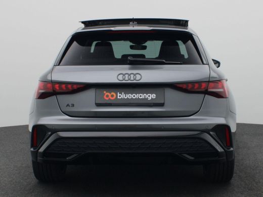 Audi A3 Sportback 45 TFSI e S edition Competition Led matrix, adaptive cruise, panoramadak, keyless, acht... ActivLease financial lease