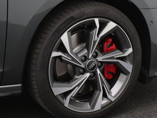 Audi A3 Sportback 45 TFSI e S edition Competition Led matrix, adaptive cruise, panoramadak, keyless, acht... ActivLease financial lease
