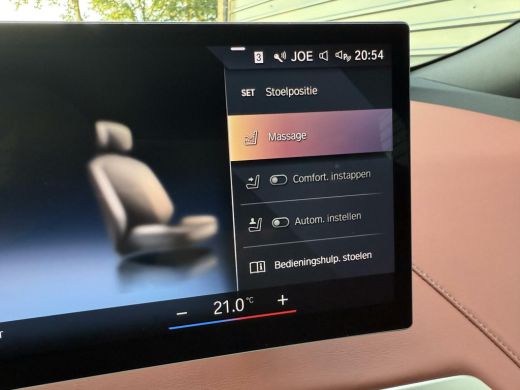 BMW iX xDrive40 High Executive 77 kWh SOH 99% Led v+a Auto.inparkeren Pano ActivLease financial lease