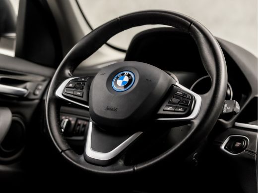 BMW X1 xDrive25e Sportline 221Pk Automaat (GROOT NAVI, DEALER ONDERHOUDEN, SFEERVERLICHTING, CLIMATE, LE... ActivLease financial lease