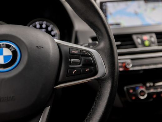 BMW X1 xDrive25e Sportline 221Pk Automaat (GROOT NAVI, DEALER ONDERHOUDEN, SFEERVERLICHTING, CLIMATE, LE... ActivLease financial lease