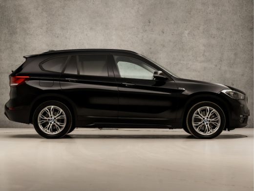 BMW X1 xDrive25e Sportline 221Pk Automaat (GROOT NAVI, DEALER ONDERHOUDEN, SFEERVERLICHTING, CLIMATE, LE... ActivLease financial lease