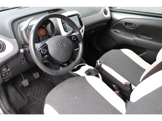 Citroën C3 1.2 PureTech Feel | Achterbank in delen neerklapbaar | Airco (automatisch) | Apple Carplay/Androi... ActivLease financial lease
