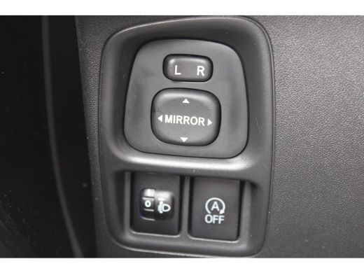 Citroën C3 1.2 PureTech Feel | Achterbank in delen neerklapbaar | Airco (automatisch) | Apple Carplay/Androi... ActivLease financial lease