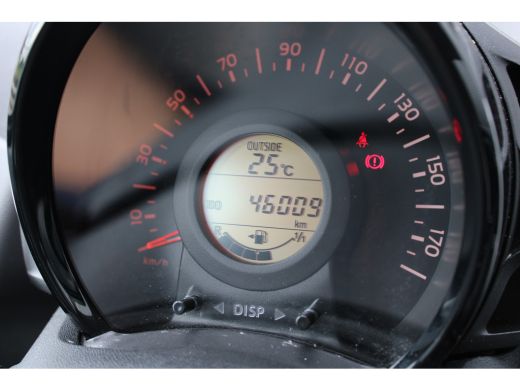 Citroën C3 1.2 PureTech Feel | Achterbank in delen neerklapbaar | Airco (automatisch) | Apple Carplay/Androi... ActivLease financial lease