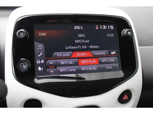 Citroën C3 1.2 PureTech Feel | Achterbank in delen neerklapbaar | Airco (automatisch) | Apple Carplay/Androi... ActivLease financial lease