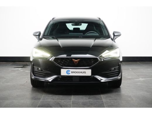 CUPRA Leon Sportstourer 1.4 e-Hybrid VZ 245PK Performance | TREKHAAK | NAVIGATIE | 19 INCH | ELEKTR. A. KLEP ActivLease financial lease