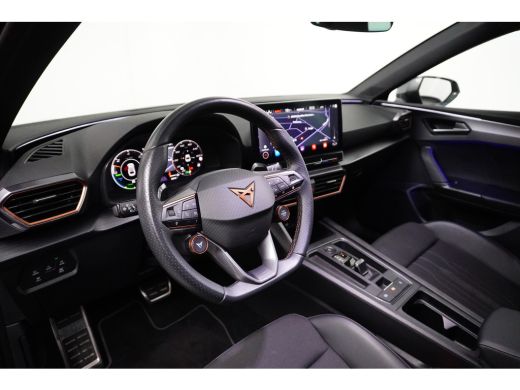 CUPRA Leon Sportstourer 1.4 e-Hybrid VZ 245PK Performance | TREKHAAK | NAVIGATIE | 19 INCH | ELEKTR. A. KLEP ActivLease financial lease