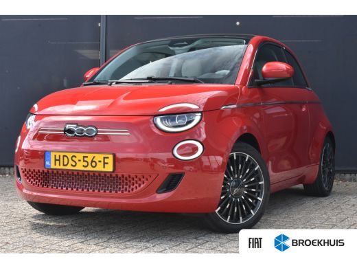 Fiat 500e 3+1 La Prima 42 kWh 3-Fase | Vol-Leder | Navigatie | Achteruitrijcamera | Stoelverwarming | Adapt... Fiat 500e 3+1 La Prima 42 kWh 3-Fase | Vol-Leder | Navigatie | Achteruitrijcamera | Stoelverwarming | Adapt...