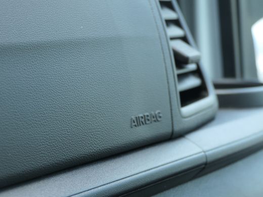 Ford Transit 470 2.0 TDCI L3H1 DC Trend RWD | DC | Trekker | Luchtremmen | 4650kg Trekgewicht | 5 Persoons | 1... ActivLease financial lease