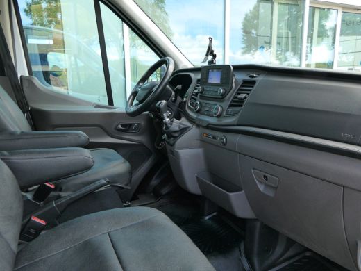 Ford Transit 470 2.0 TDCI L3H1 DC Trend RWD | DC | Trekker | Luchtremmen | 4650kg Trekgewicht | 5 Persoons | 1... ActivLease financial lease