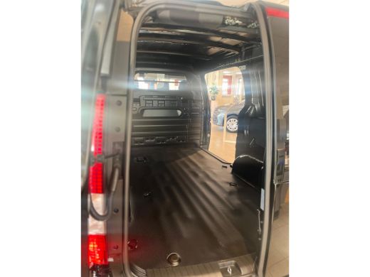 Hyundai Staria 1.6 T-GDI HEV | Rijklaarprijs | 11.433,- Registratiekorting! | Nog 2 Beschikbaar! | ActivLease financial lease