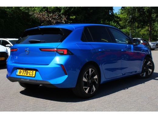 Opel Astra 1.2 GT | LUXE LEDER | CAMERA | ADAPTIVE CRUISE | DEALER OH | 18'' LMV | STOELVERWARMING | APPLE C... ActivLease financial lease