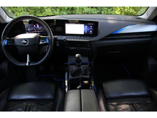 Opel Astra 1.2 GT | LUXE LEDER | CAMERA | ADAPTIVE CRUISE | DEALER OH | 18'' LMV | STOELVERWARMING | APPLE C... ActivLease financial lease