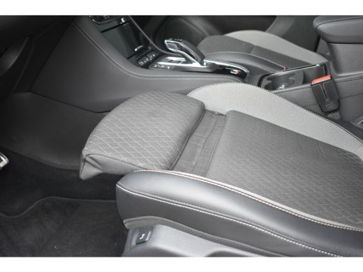 Opel Grandland 1.6 Turbo Plug-In Hybrid GS 225pk Automaat | Navigatie | Adaptive Cruise | Comfortstoelen | Achte... ActivLease financial lease