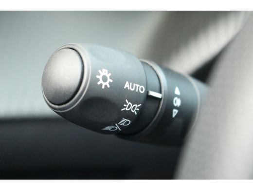 Peugeot 2008 1.2 Hybrid 145 GT ActivLease financial lease