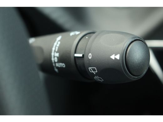 Peugeot 2008 1.2 Hybrid 145 GT ActivLease financial lease