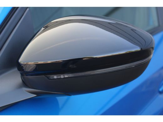Peugeot 208 1.2 Hybrid 110 e-DCS6 GT | Adeptive cruise | 360 cam | Carplay | Climate | Navi | ActivLease financial lease