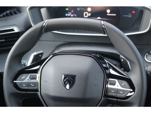 Peugeot 208 1.2 Hybrid 110 e-DCS6 GT | Adeptive cruise | 360 cam | Carplay | Climate | Navi | ActivLease financial lease