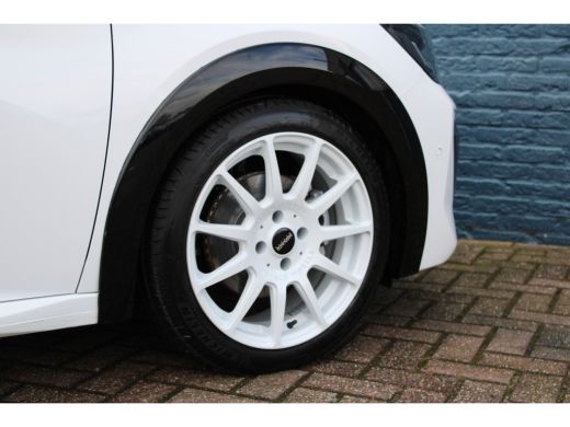 Peugeot 208 5drs Allure PureTech 100pk | Navi by app | Camera | Stoelverwarming | Keyless | Adaptief  | ActivLease financial lease