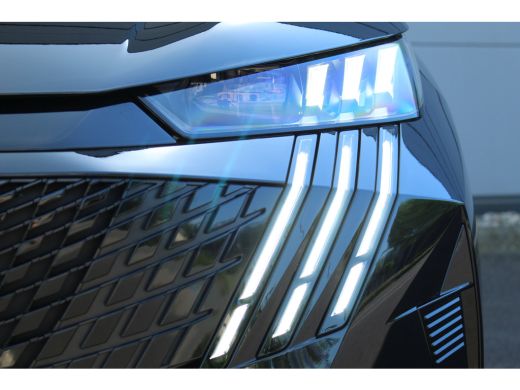 Peugeot 5008 1.2 Hybrid 145 GT | Memory | Massage | ACC & BLIS | 360 cam | elec. Klep. |st.verwarming V+A Memo... ActivLease financial lease