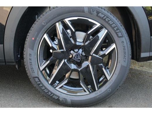 Peugeot 5008 1.2 Hybrid 145 GT | Memory | Massage | ACC & BLIS | 360 cam | elec. Klep. |st.verwarming V+A Memo... ActivLease financial lease