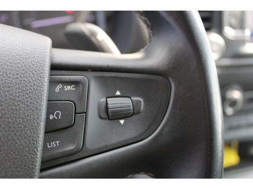 Peugeot Expert 2.0 BlueHDI 120 Compact Urban | Automaat | Navigatie | Camera | 3-Zits | Lichtmetaal | Parkeersen... ActivLease financial lease