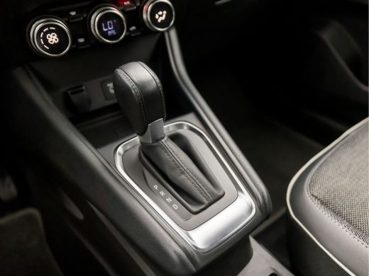 Renault Captur 1.3 TCe 140 Intens 141Pk Automaat (APPLE CARPLAY, GROOT NAVI, VIRTUAL COCKPIT, STOELVERWARMING, S... ActivLease financial lease