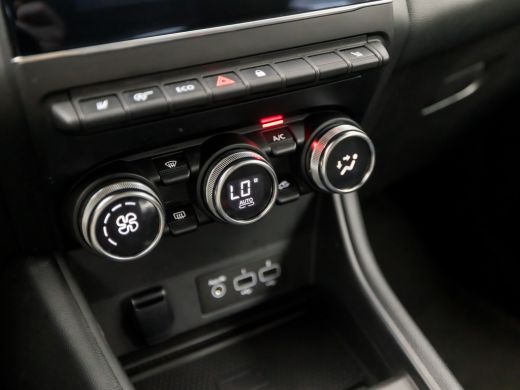 Renault Captur 1.3 TCe 140 Intens 141Pk Automaat (APPLE CARPLAY, GROOT NAVI, VIRTUAL COCKPIT, STOELVERWARMING, S... ActivLease financial lease