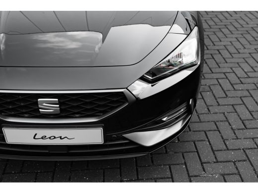 Seat Leon Sportstourer FR Business - eHybrid | Achteruitrijcamera | Automatisch dimmende binnenspiegel | Da... ActivLease financial lease