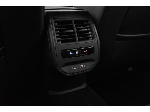 Seat Leon Sportstourer FR Business - eHybrid | Achteruitrijcamera | Automatisch dimmende binnenspiegel | Da... ActivLease financial lease