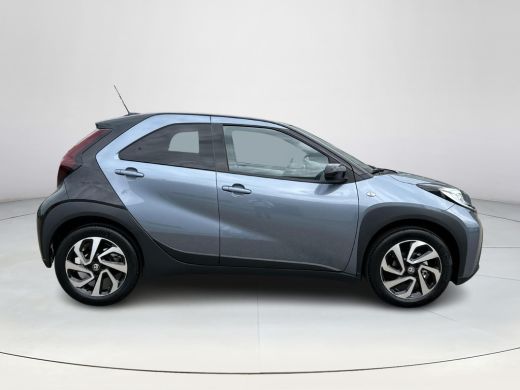 Toyota Aygo 1.0 VVT-i MT Pulse ActivLease financial lease